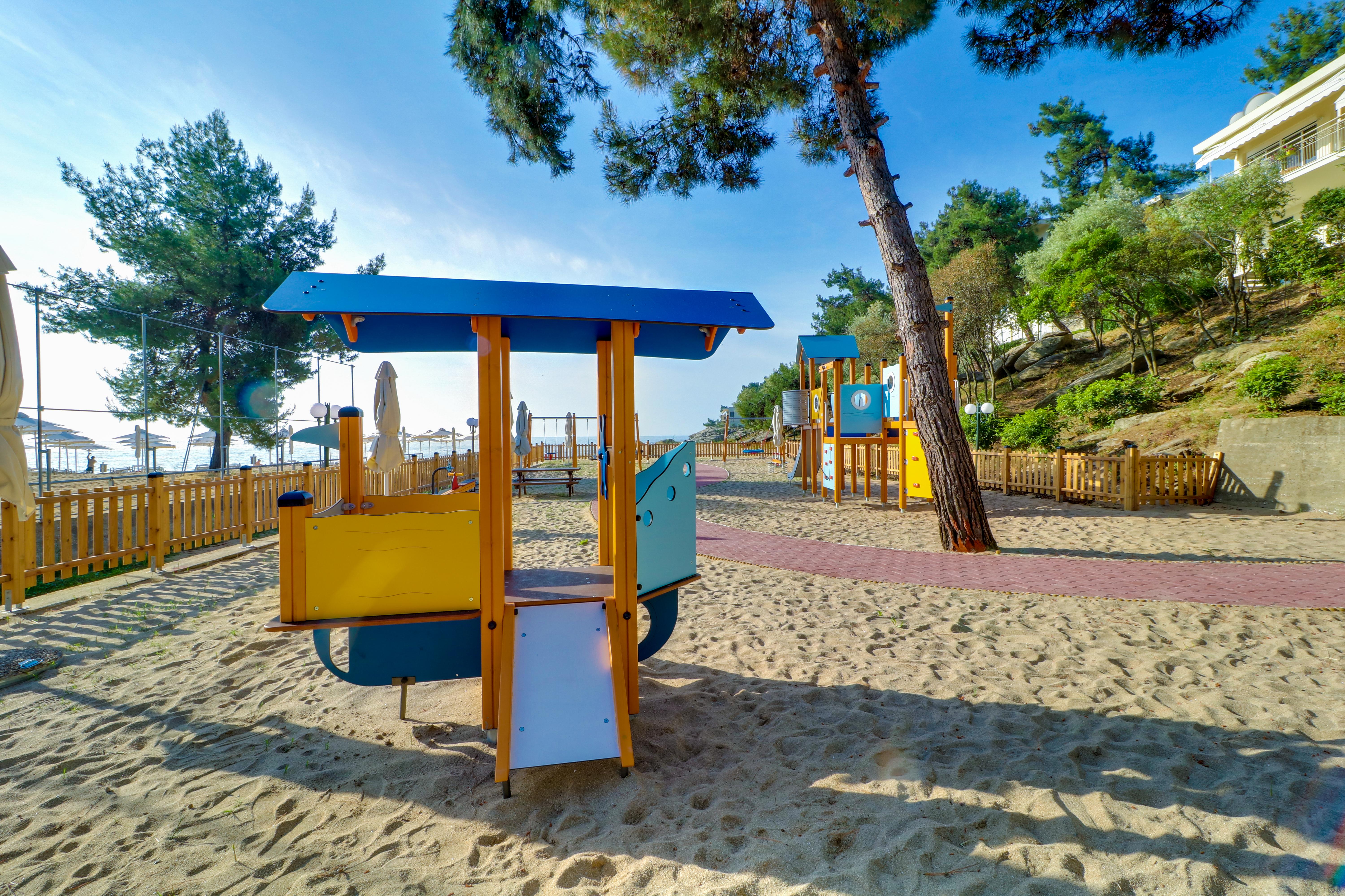 Tosca Beach Hotel PalaiónTsiflíkion المظهر الخارجي الصورة